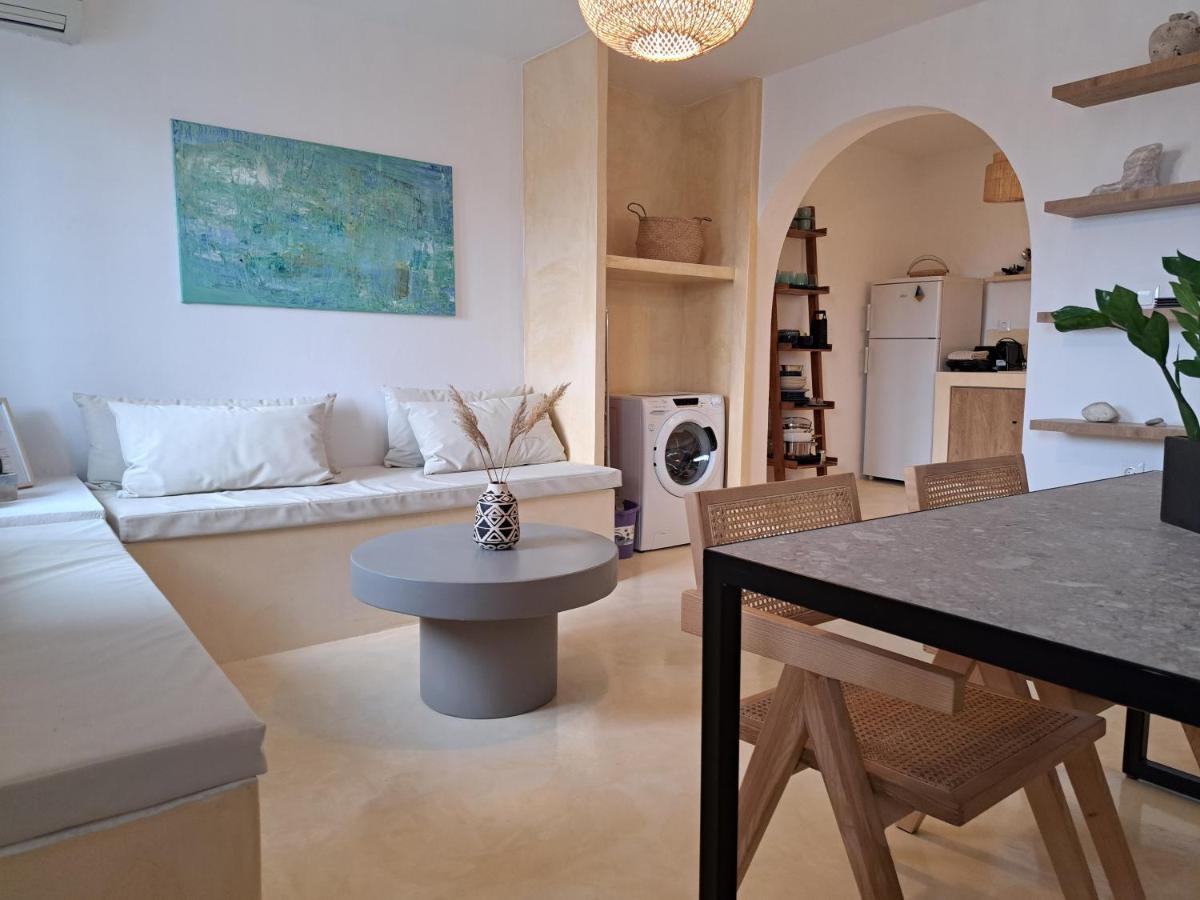 Charming Cozy Suites Naxos City Εξωτερικό φωτογραφία
