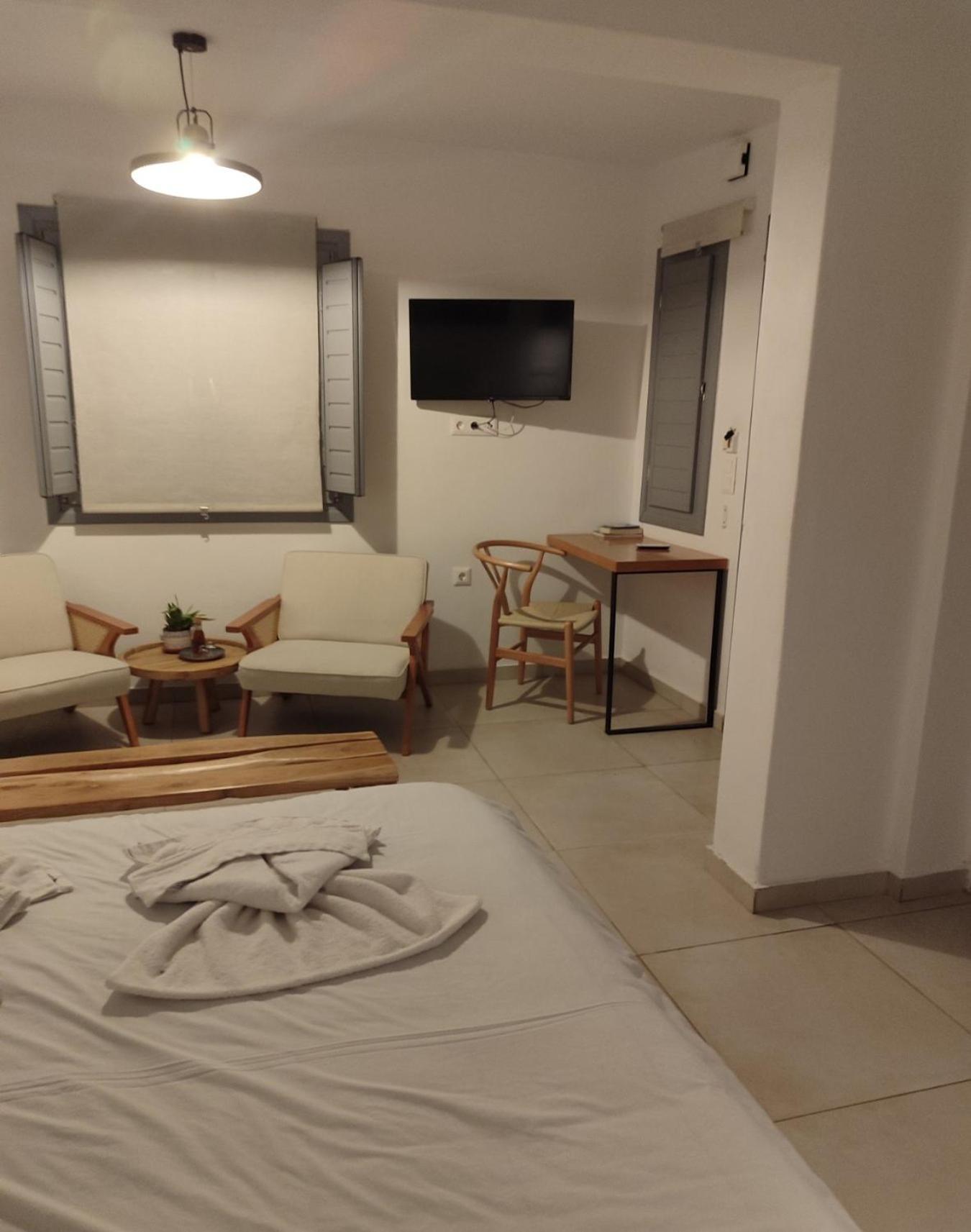 Charming Cozy Suites Naxos City Εξωτερικό φωτογραφία